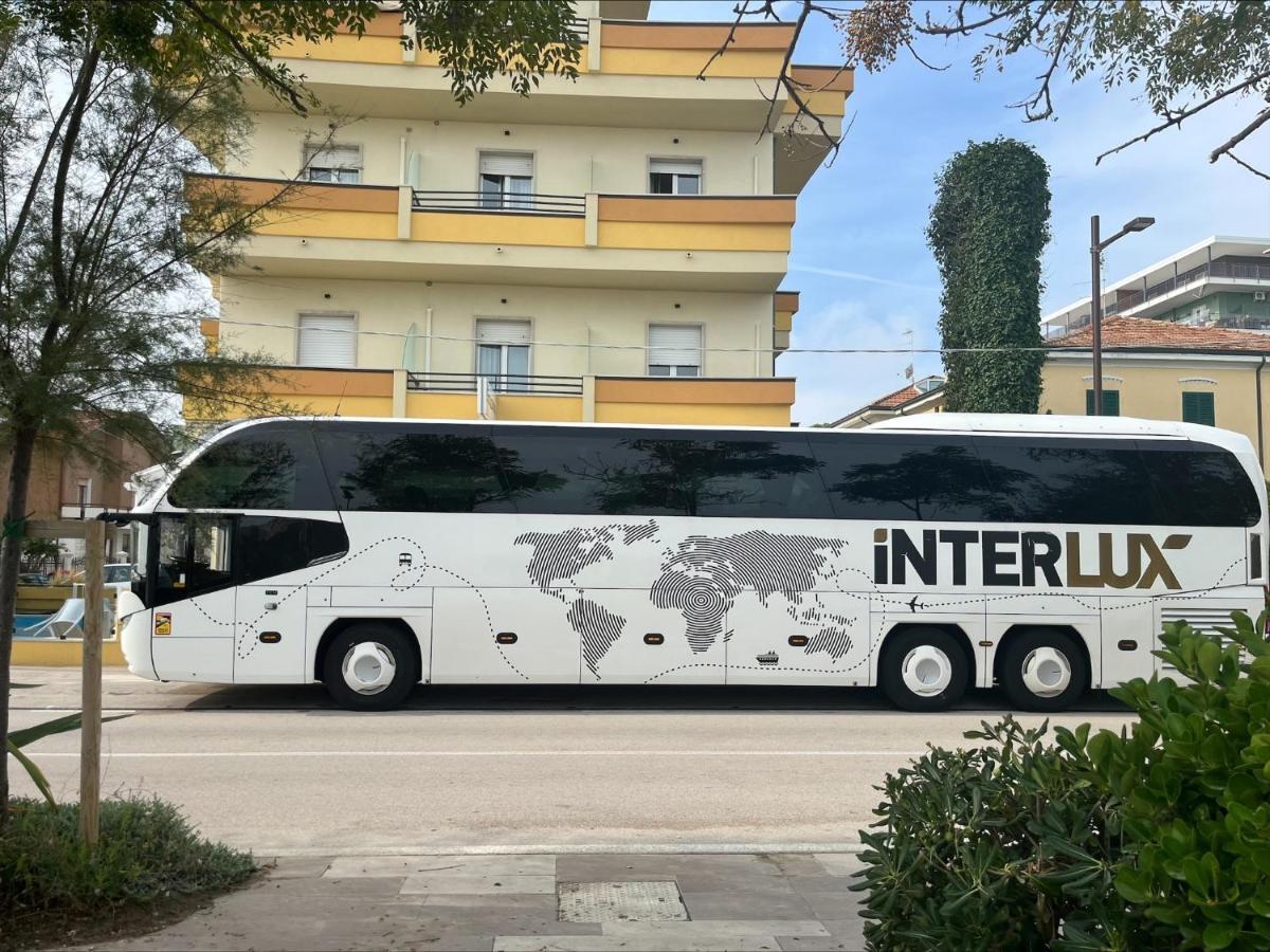 Hotel Costazzurra By Interlux Rimini Extérieur photo